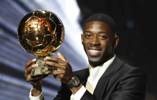 Altın top ödülünü Dembele kazandı
