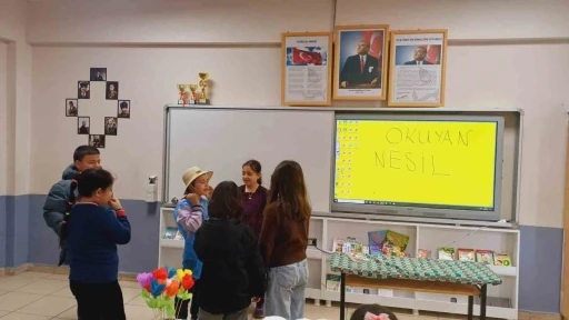 Altıntaş&rsquo;ta &ouml;ğrenciler kitapları drama ile canlandırdı
