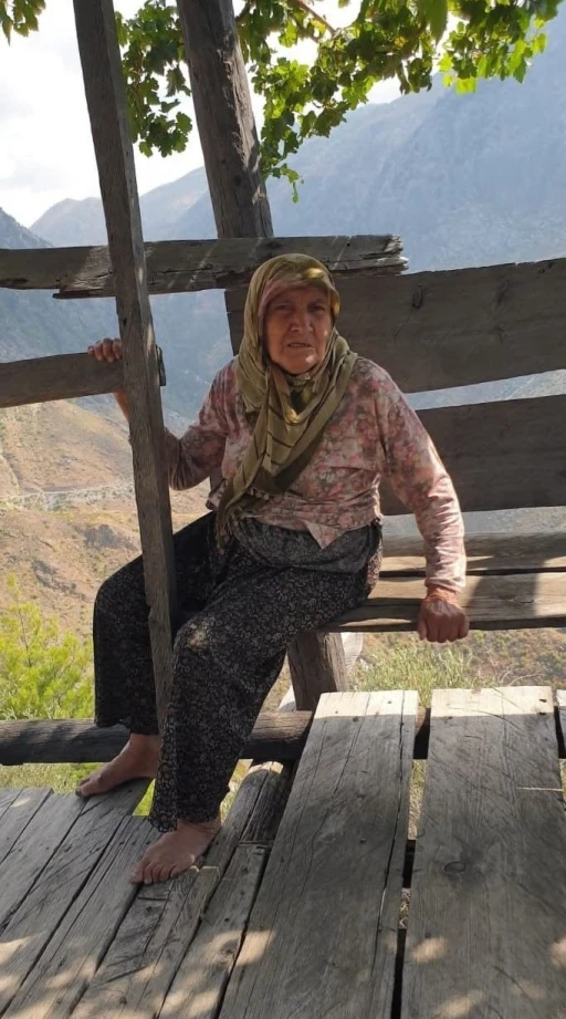 Alzheimer hastası 80 yaşındaki kadından 2 gündür haber alınamıyor
