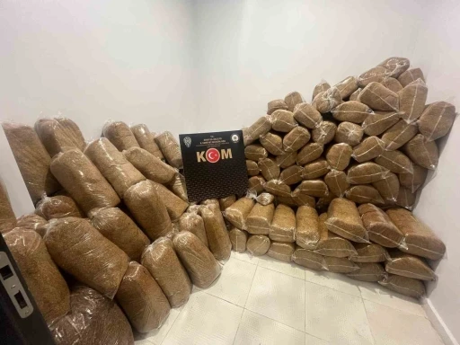 Amasya’da 1 ton 240 kilo kıyılmış tütün ele geçirildi, 1 gözaltı
