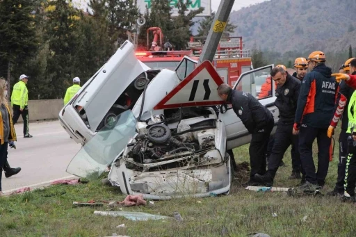 Amasya&rsquo;da gen&ccedil; avukat duruşmaya giderken kazada hayatını kaybetti
