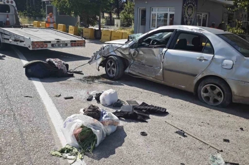 Amasya&rsquo;da otomobil takla attı: 7 yaşındaki &ccedil;ocuk hayatını kaybetti
