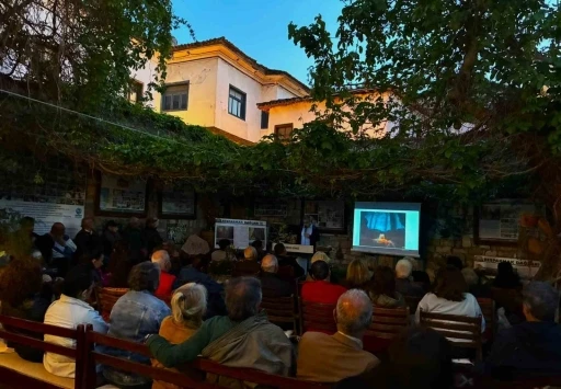 Ameliyathaneden okyanusa uzanan hikaye Kuşadası&rsquo;nda anlatıldı
