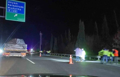 Anadolu Otoyolu’nda feci kaza: Otomobilin çarptığı yaya hayatını kaybetti
