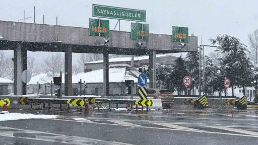 Anadolu otoyolunda kontroll&uuml; ge&ccedil;iş sağlanıyor
