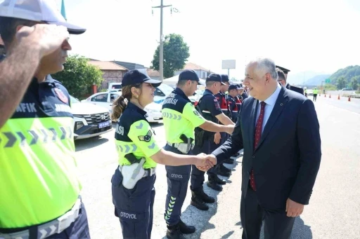 Anadolu&rsquo;ya D&uuml;zce&rsquo;de 485 bin ara&ccedil; ge&ccedil;ti
