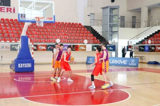 Anadolu Yıldızlar Ligi Basketbol İl Se&ccedil;meleri 16 Haziran&rsquo;da yapılacak

