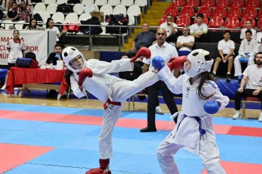 ANALİG&rsquo;de karate heyecanı Manisa&rsquo;da başladı
