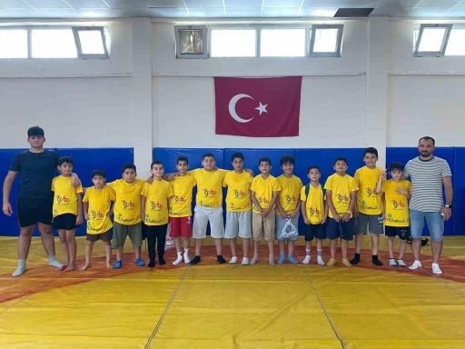 Anamurlu g&uuml;reş&ccedil;iler T&uuml;rkiye Şampiyonası yolunda
