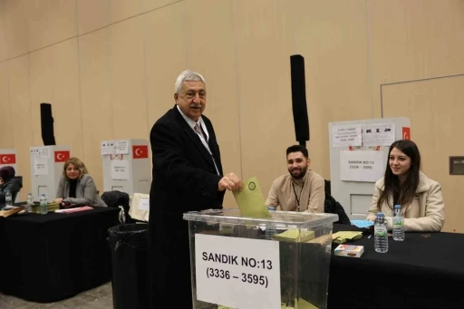 Ankara Bakkallar Odası&rsquo;nda Bendevi Paland&ouml;ken g&uuml;ven tazeledi
