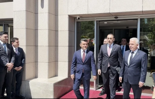 Ankara Cumhuriyet Başsavcılığına atanan Aykut &Ccedil;elik i&ccedil;in İstanbul&rsquo;da t&ouml;ren d&uuml;zenlendi

