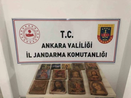 Ankara’da 17 ve 18. yüzyıllardan kalma İbranice el yazması kitaplar ele geçirildi
