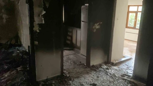 Ankara’da 4 katlı binada yangın