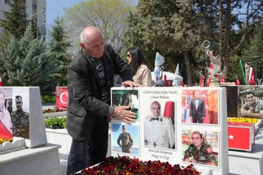 Ankara’da bayram öncesi şehitliklere ziyaret
