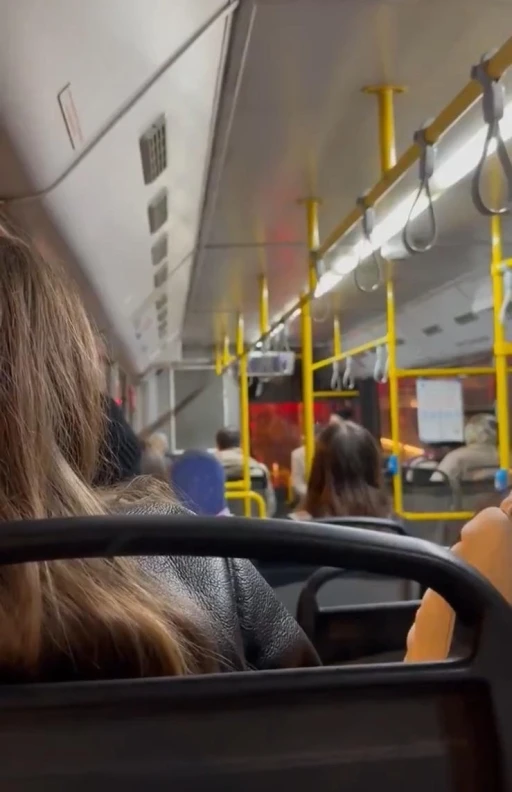 Ankara&rsquo;da belediye otob&uuml;s&uuml; şof&ouml;r&uuml;n&uuml;n trafik yoğunluğu nedeniyle kontak kapattığı iddiası
