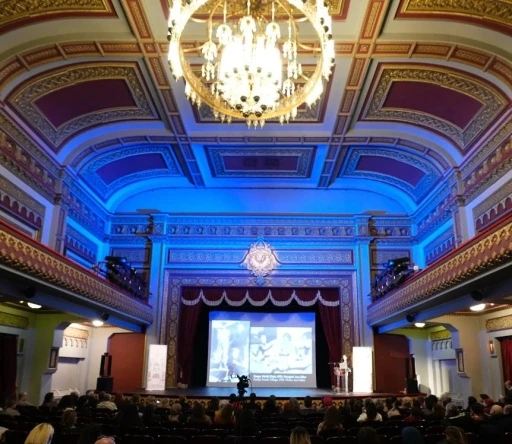 Ankara&rsquo;da F&uuml;reya Koral s&ouml;yleşisi: Osmanlı&rsquo;dan Cumhuriyet&rsquo;e uzanan sanat yolculuğu anlatıldı
