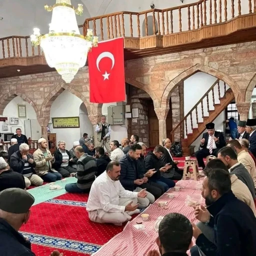 Ankara’da gaziler sabah namazında buluştu
