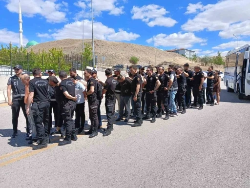 Ankara’da haraç çetesine operasyon: 14 gözaltı
