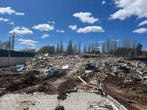 Ankara’da kaçak hobi bahçeleri yıkılıyor
