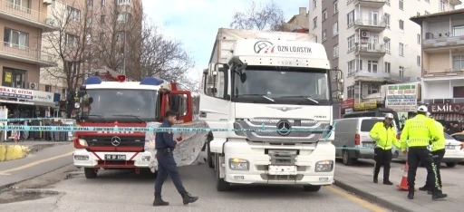 Ankara&rsquo;da tırın &ccedil;arptığı yaşlı kadın hayatını kaybetti
