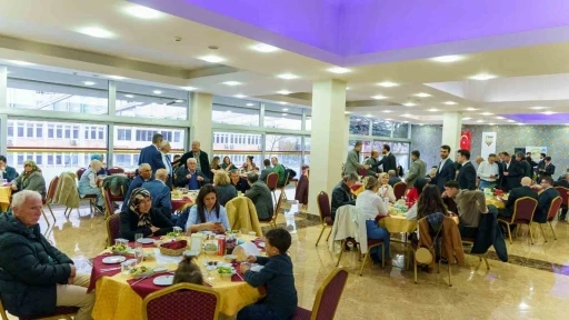 Ankara’daki Manisalılar iftarda bir araya geldi
