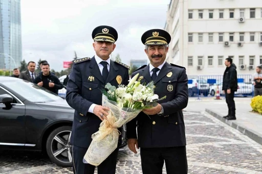 Ankara İl Emniyet M&uuml;d&uuml;r&uuml; Maksut Y&uuml;ksek d&uuml;zenlenen t&ouml;renle g&ouml;revine başladı
