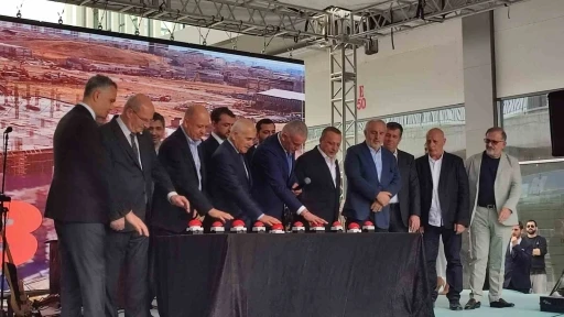 Ankara’nın yeni ticaret merkezi ’İvedikent’in’ temel atma töreni gerçekleştirildi
