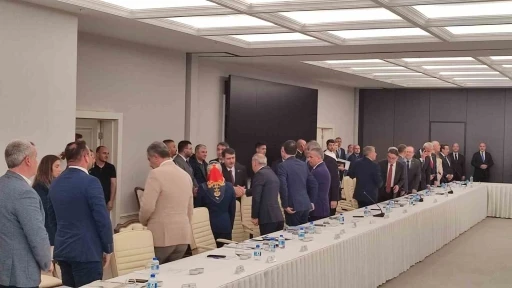 Ankara Valisi Şahin: &quot;Toplamda bakımevlerine toplanan bugüne kadar hayvan sayısı 14 bin 341’dir&quot;
