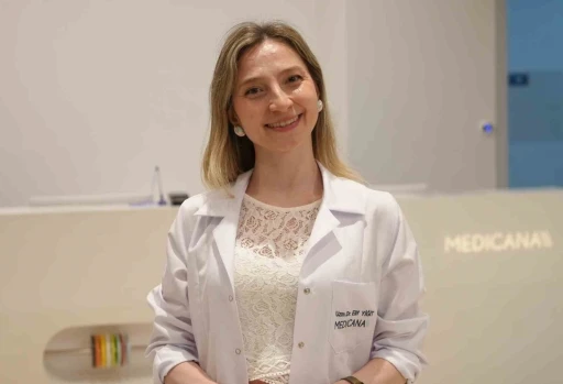 Anne s&uuml;t&uuml;, bebeğin karşılaştığı mikroplarla savaşıyor
