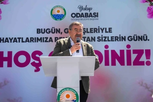 Anneler, g&uuml;nlerinde doyasıya eğlendi
