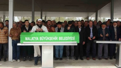 Annesi Tarafından Öldürülen Öğretmen Defnedildi