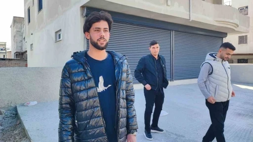 Annesi tarafından terk edilen &ccedil;ocuk b&uuml;y&uuml;d&uuml;, yangında mahsur kalan bebeğin kahramanı oldu
