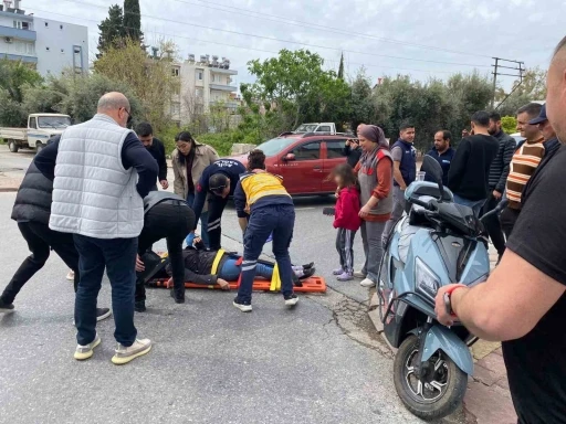 Annesini kazada yaralayıp ka&ccedil;an s&uuml;r&uuml;c&uuml;y&uuml;, g&ouml;zyaşlarıyla babasına şikayet etti
