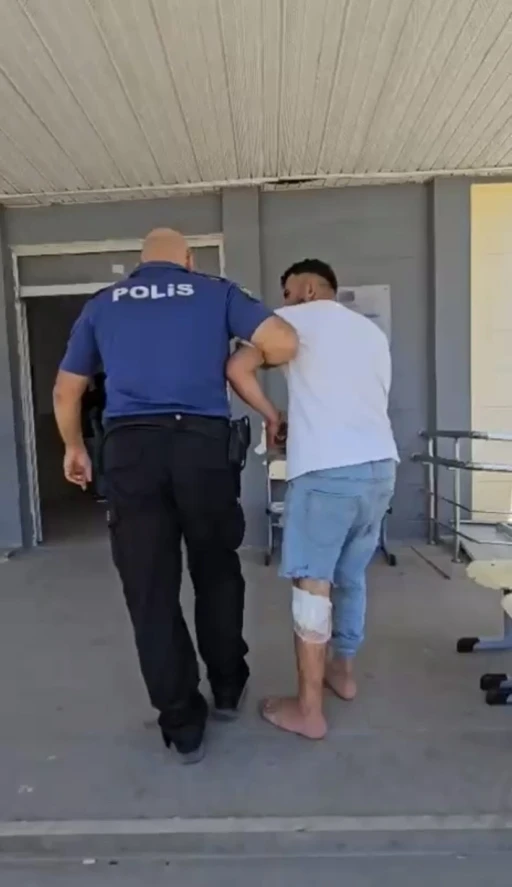 Antakya’da ’dur’ ihtarına uymayan şahıs,  kovalamaca sonucu yakalandı
