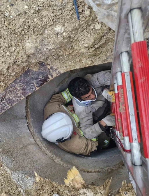 Antakya&rsquo;da kuyuya d&uuml;şen vatandaş yaralandı
