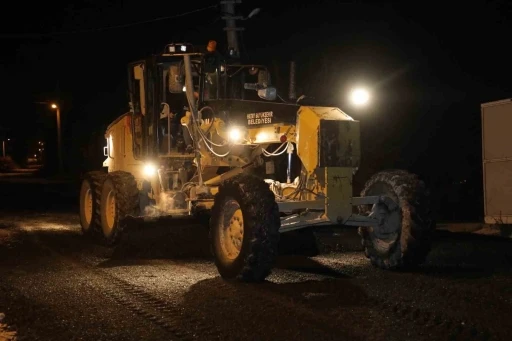 Antakya&rsquo;da yol bakım ve onarım &ccedil;alışmaları s&uuml;r&uuml;yor
