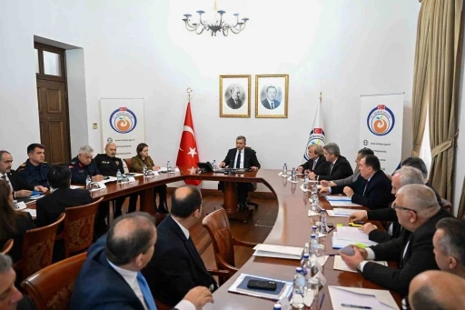 Antalya aşırı yağışlara karşı teyakkuzda
