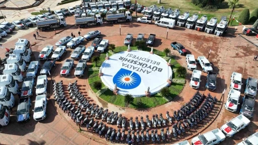 Antalya B&uuml;y&uuml;kşehir Belediyesi ara&ccedil; filosunu g&uuml;&ccedil;lendirdi
