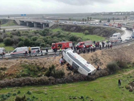 Antalya&rsquo;da 10 kişinin hayatını kaybettiği otob&uuml;s kazasında bilirkişi s&uuml;r&uuml;c&uuml;y&uuml; kusurlu buldu
