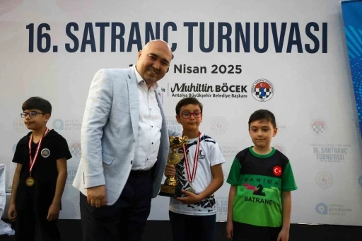 Antalya’da 16. Satranç Turnuvası sona erdi
