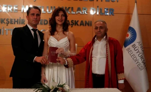 Antalya’da 25.05.2025 yoğunluğu: 40 çift &quot;Evet&quot; dedi
