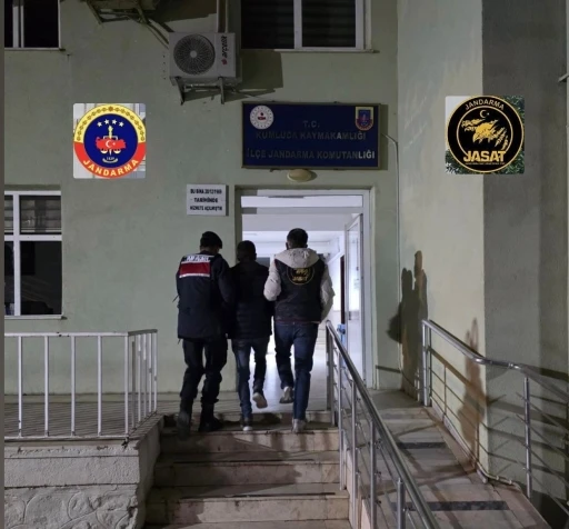 Antalya&rsquo;da 27 yıl 8 ay hapis cezası bulunan h&uuml;k&uuml;ml&uuml; yakalandı