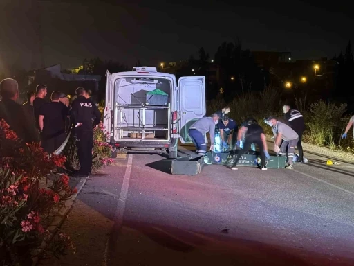 Antalya&rsquo;da &ccedil;ıkan tartışma cinayetle bitti: 3 &ouml;l&uuml;
