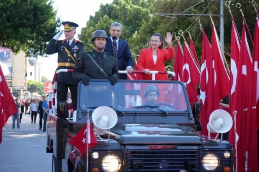 Antalya’da Cumhuriyet’in 102’nci yılı kutlamaları