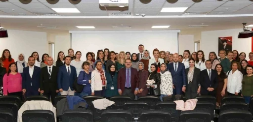 Antalya’da ebeler için &quot;Doğal Olan Normal Doğum&quot; eğitimi başladı
