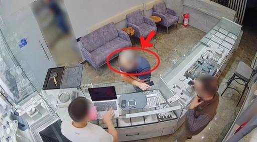Antalya&rsquo;da kuyumcuları sahte altın zincirle dolandıran ş&uuml;pheli tutuklandı

