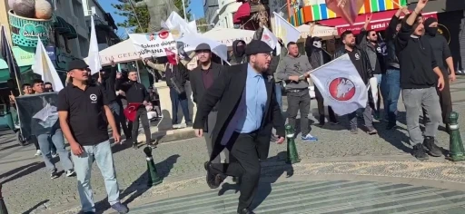 Antalya’da muhalif görüşlü gruplar arasında tartışma
