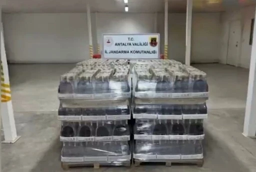 ANTALYA'DA KAÇAK ALKOLE GEÇİT YOK