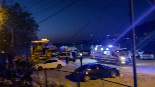 Antalya Finike a&ccedil;ıklarında m&uuml;ltecileri taşıyan bot battı, &ouml;l&uuml; ve yaralılar var
