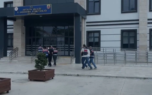Antalya merkezli 27 ilde eş zamanlı yasa dışı bahis operasyonu: 79 g&ouml;zaltı
